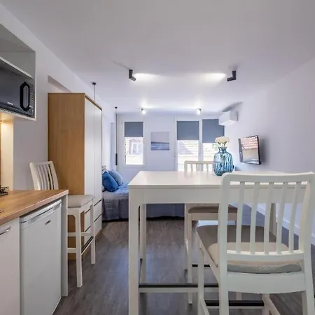 Comfy Next To Vitosha Blvd. Διαμέρισμα